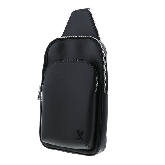 Louis Vuitton Messenger Shoulder Avenue Sling Taiga Bag Black Bag - Picture 1 of 6